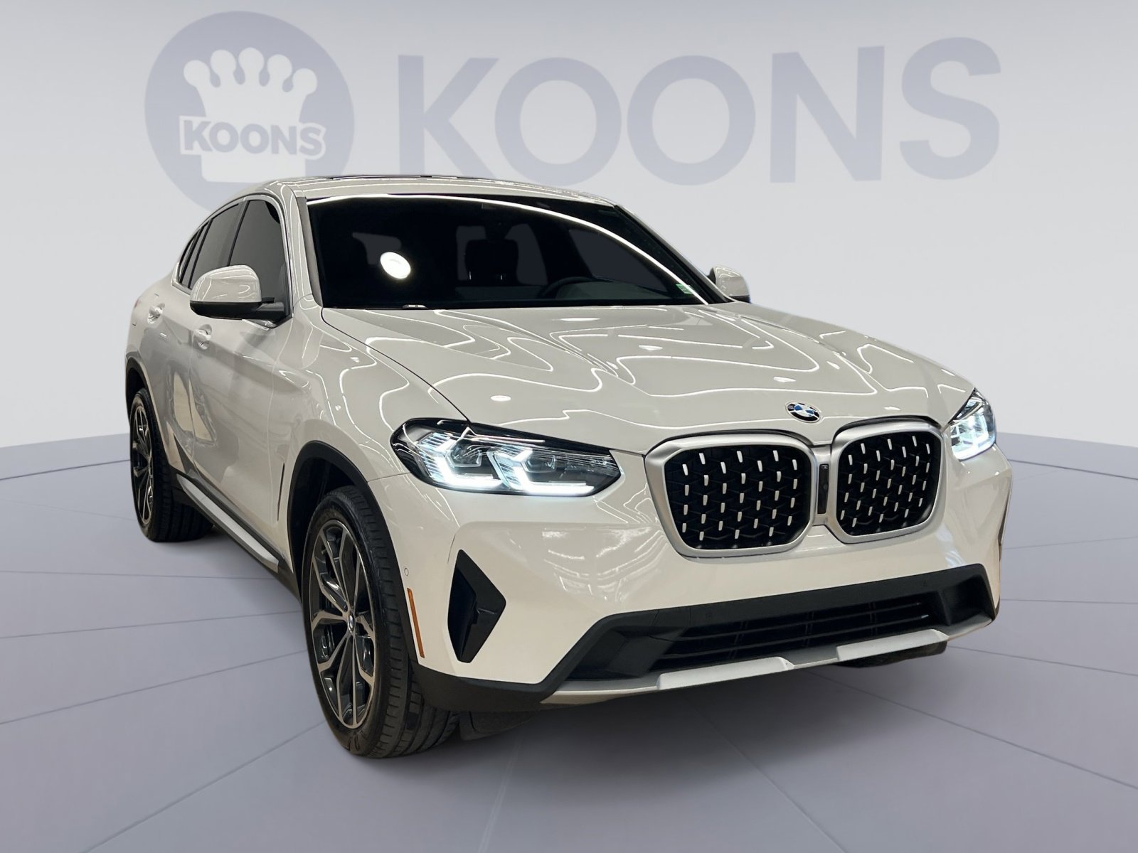 Used 2023 BMW X4 xDrive30i w/ Parking Assistance Package image 7