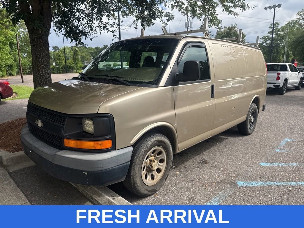 Used 2009 Chevrolet Express 1500 RWD image 4