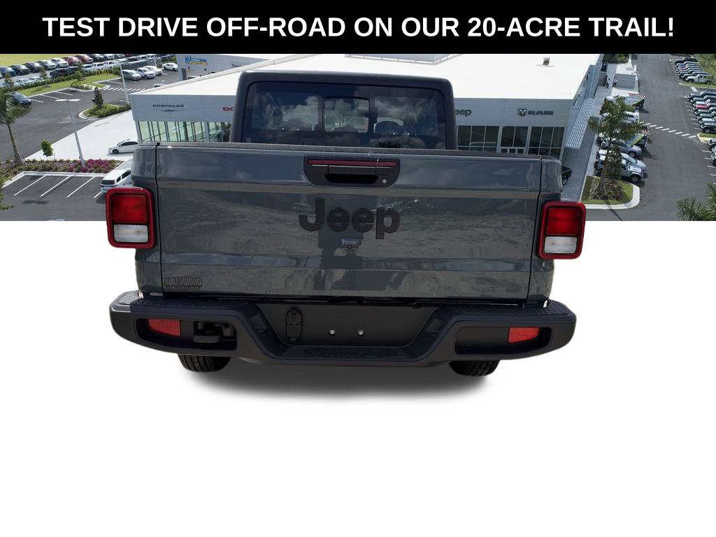 New 2026 Jeep Gladiator Sport AWD/4WD image 8