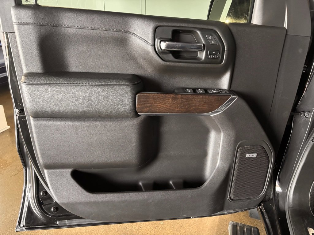 Used 2022 GMC Sierra 1500 Denali w/ Denali Reserve Package image 11