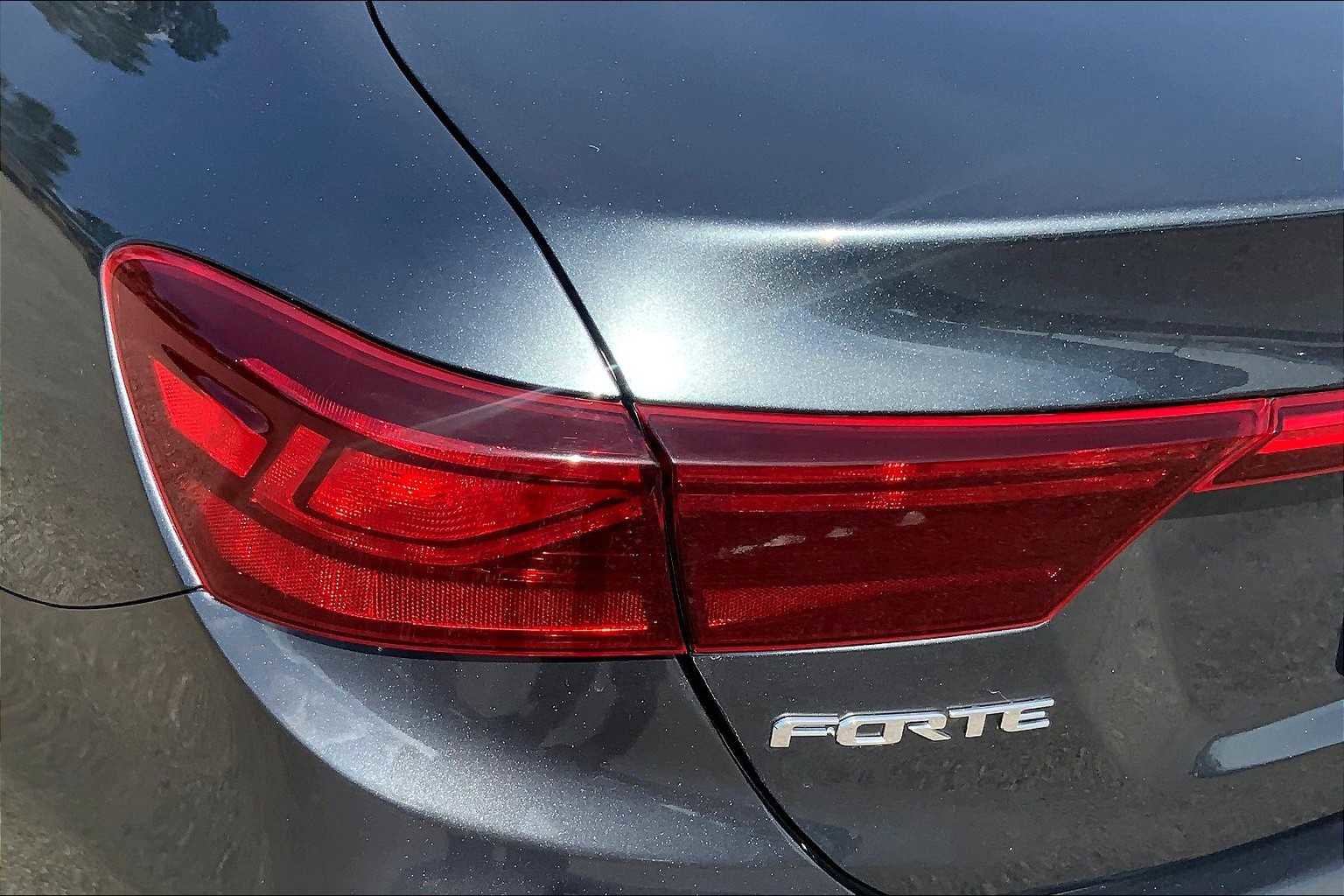 Used 2021 Kia Forte LXS image 26