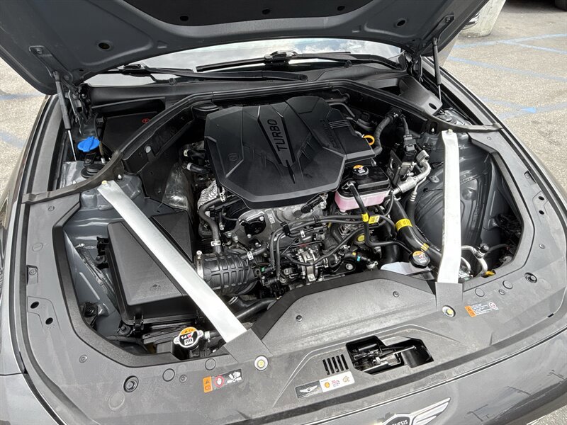 Used 2024 Genesis G70 2.5T RWD image 14