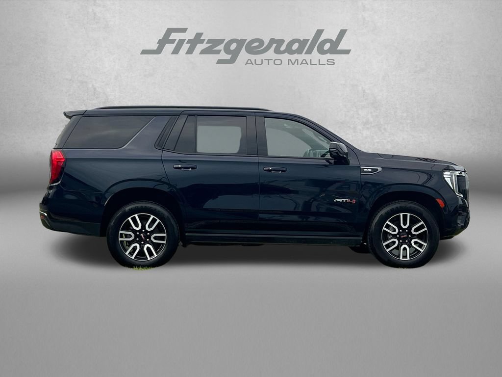 Used 2023 GMC Yukon AT4 w/ AT4 Premium Package AWD/4WD image 3