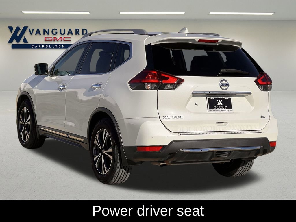 Used 2017 Nissan Rogue SL w/ SL Premium Package image 8