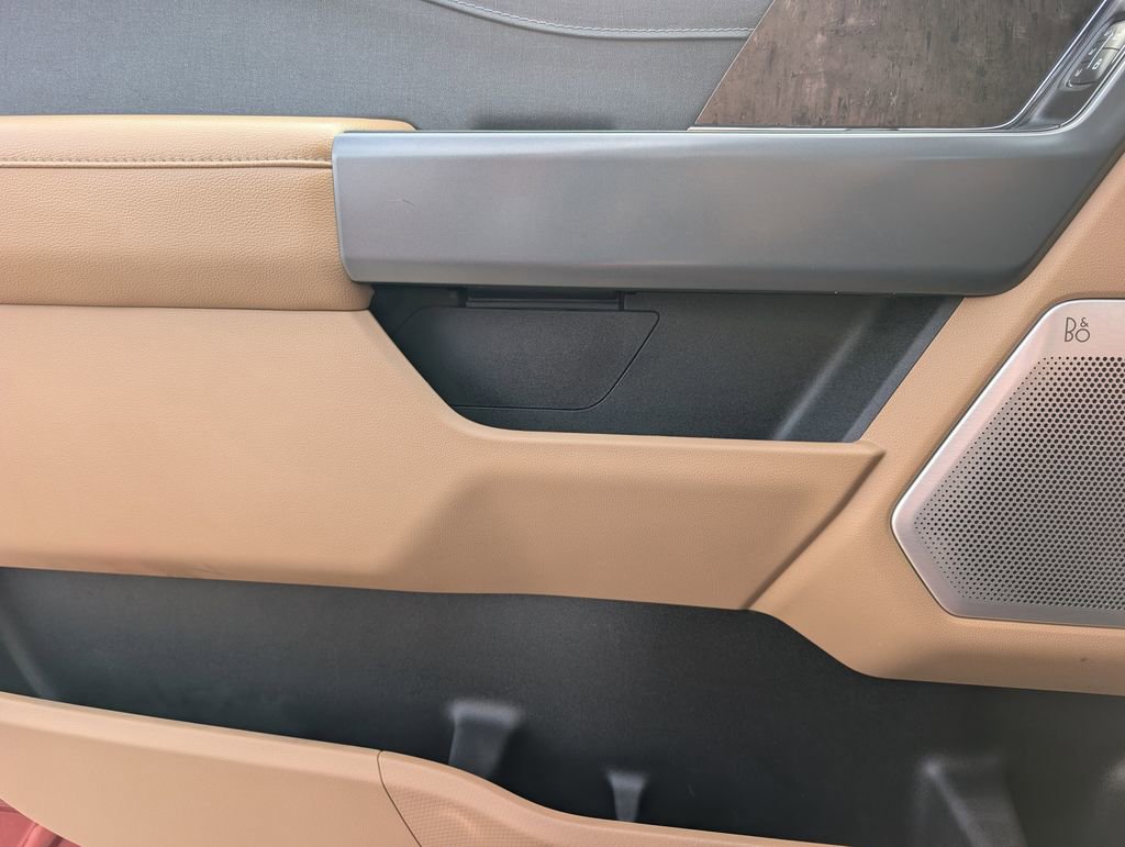 Used 2022 Ford F150 Lariat w/ Equipment Group 502A High AWD/4WD image 18