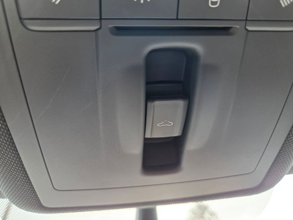 Used 2019 Audi A3 2.0T Premium Plus AWD/4WD image 33
