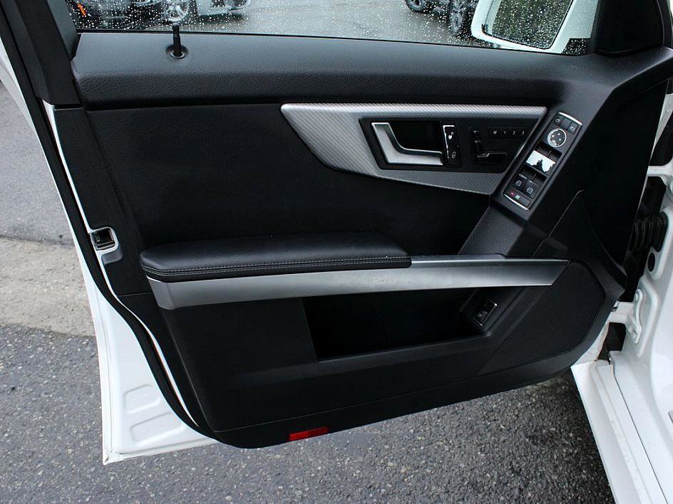 Used 2014 Mercedes-Benz GLK 350 2WD image 8