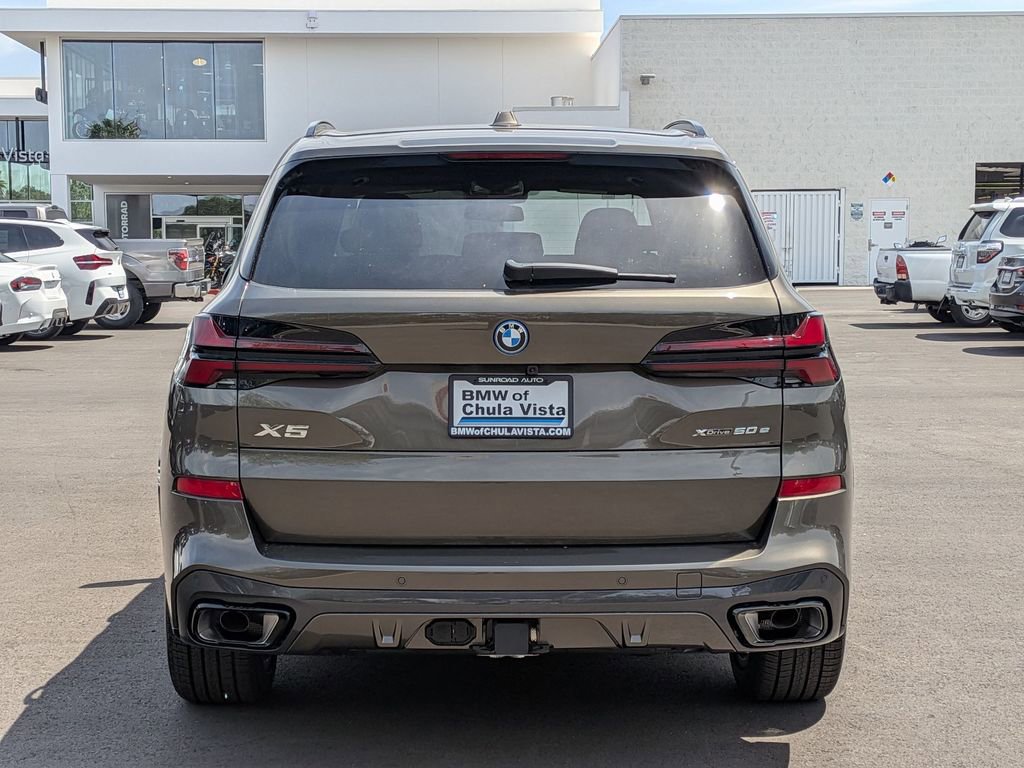 New 2026 BMW X5 xDrive50e w/ M Sport Package image 7