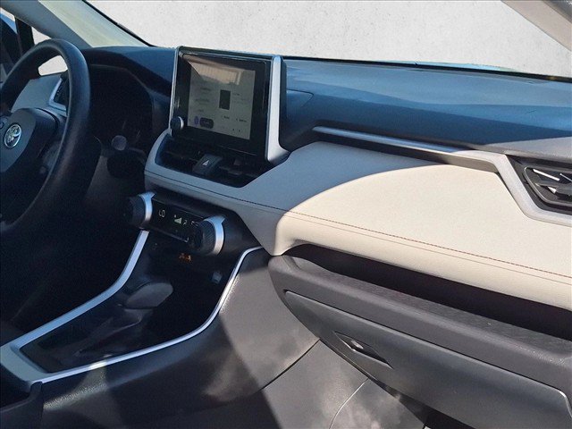 Used 2024 Toyota RAV4 XLE w/ Convenience Package FWD image 21