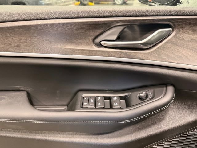 New 2026 Jeep Grand Cherokee Laredo image 8