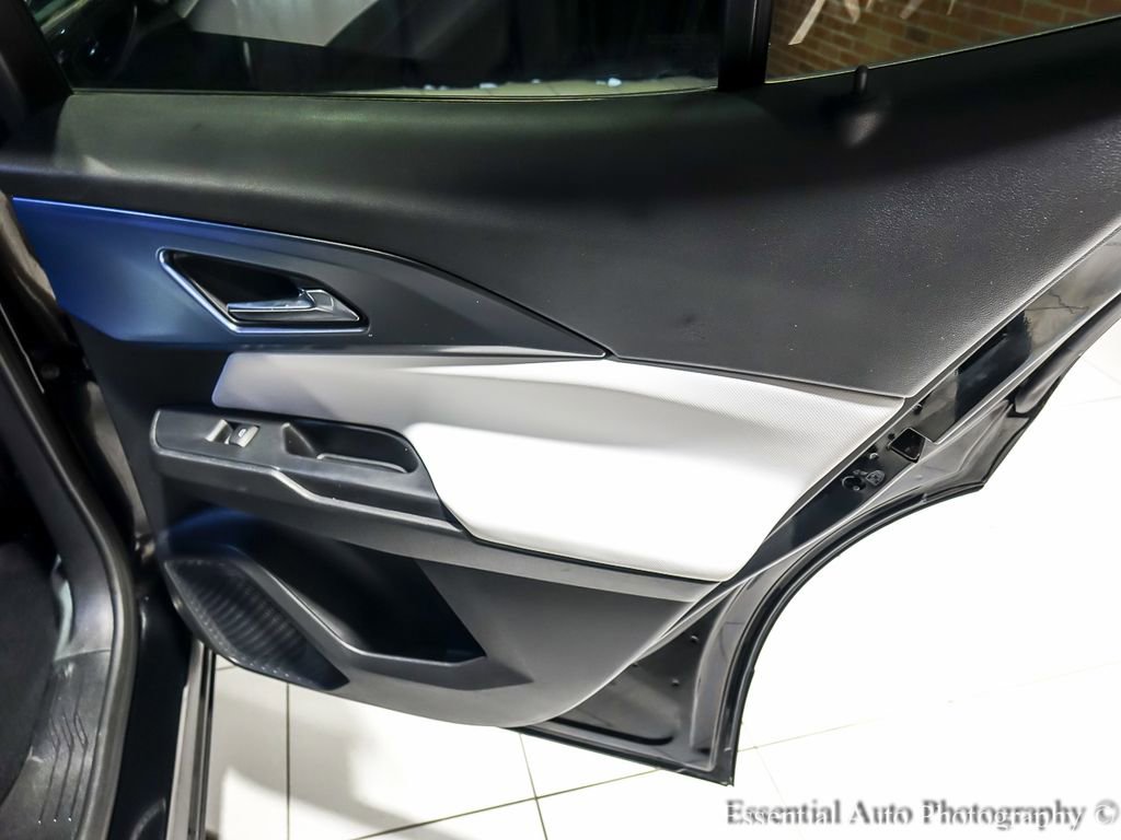 Used 2025 Chevrolet Equinox EV LT image 30