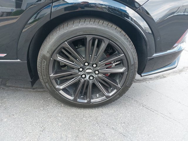 New 2026 Cadillac Lyriq V w/ LPO, Floor Liner Package image 35