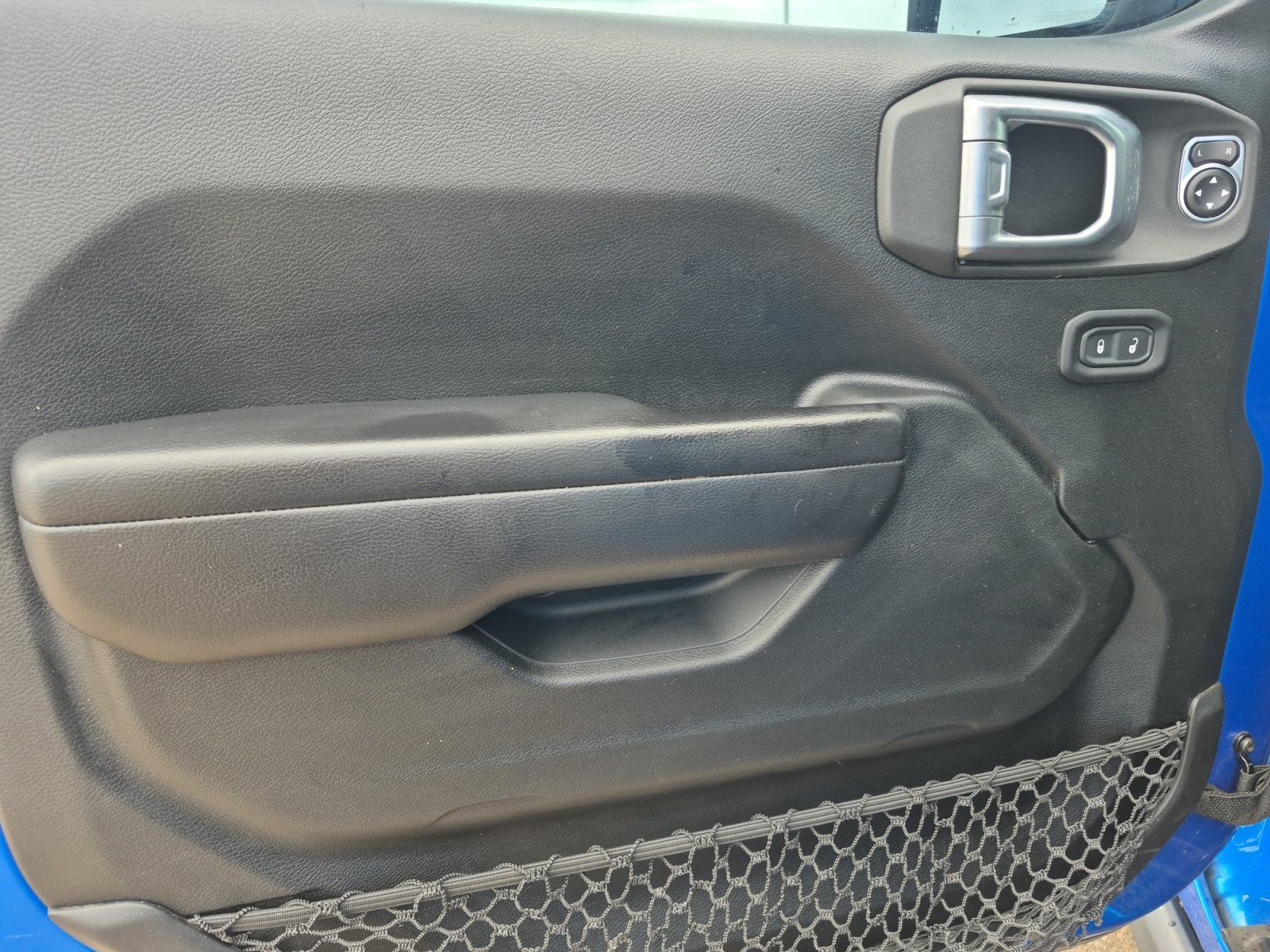 Used 2021 Jeep Gladiator Mojave AWD/4WD image 14