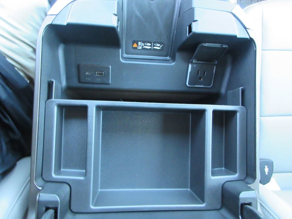 New 2026 Chevrolet Silverado 3500 LTZ w/ LTZ Premium Package image 33