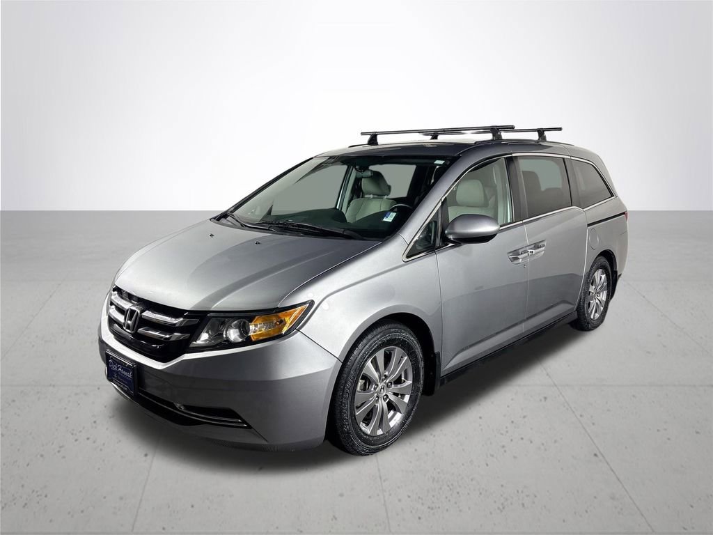 Used 2016 Honda Odyssey SE image 2