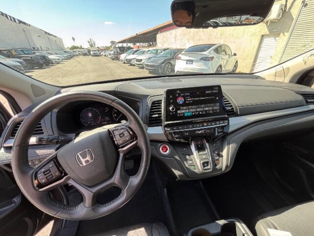 Used 2025 Honda Odyssey EX-L image 11