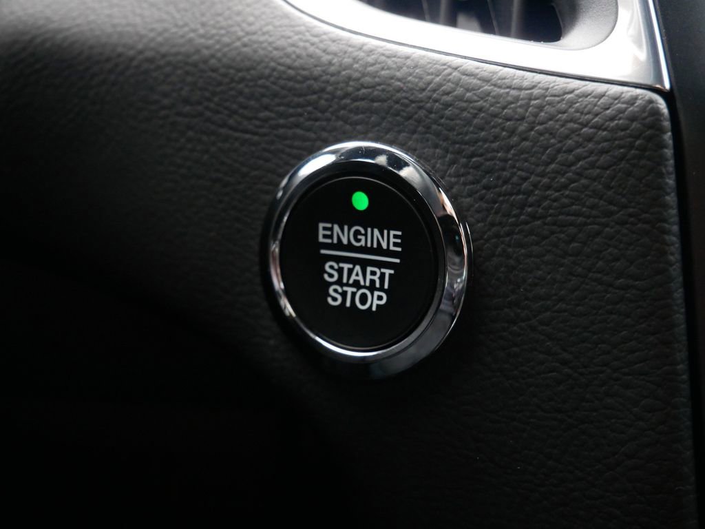 Certified 2023 Ford Edge ST image 25