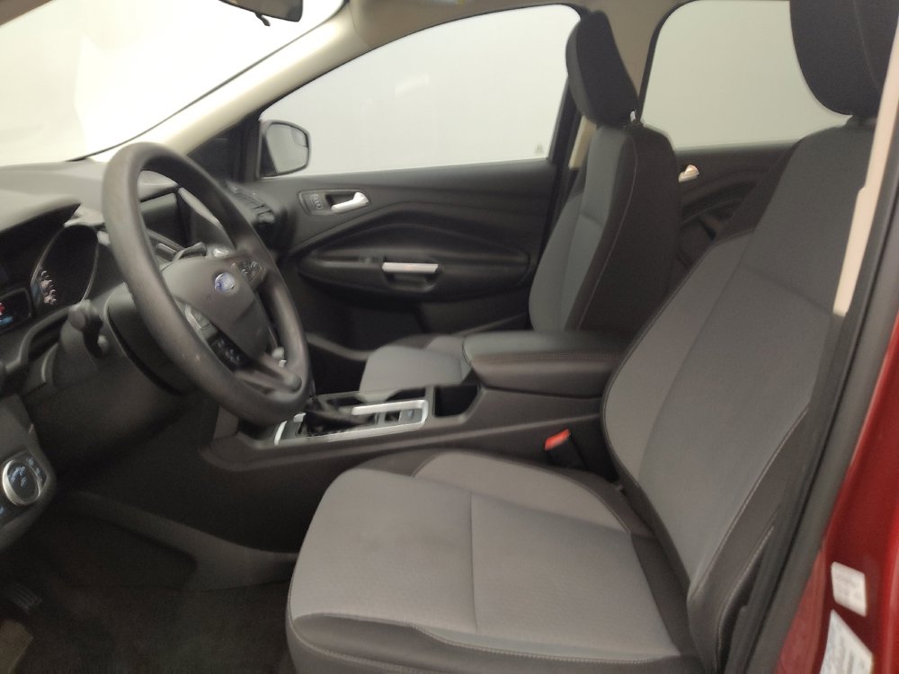Used 2019 Ford Escape SE FWD image 17