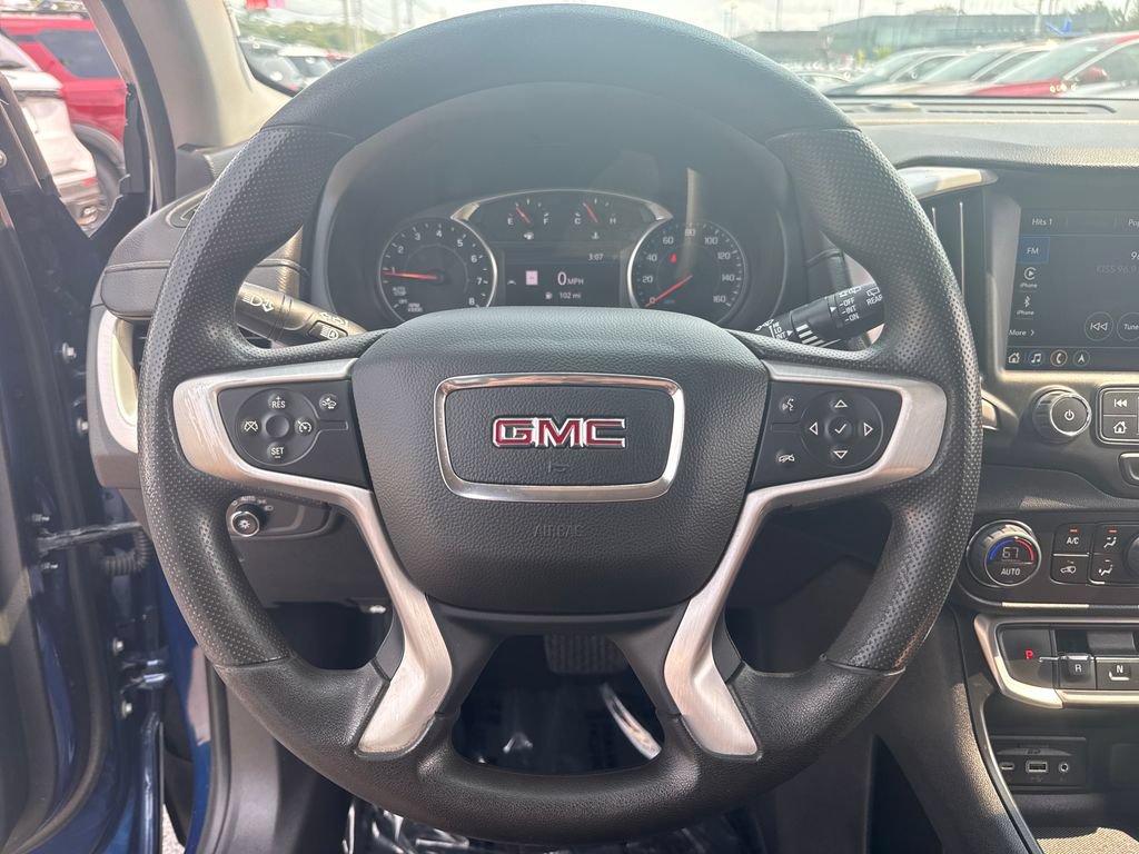 Used 2023 GMC Terrain SLE w/ Driver Convenience Package AWD/4WD image 16