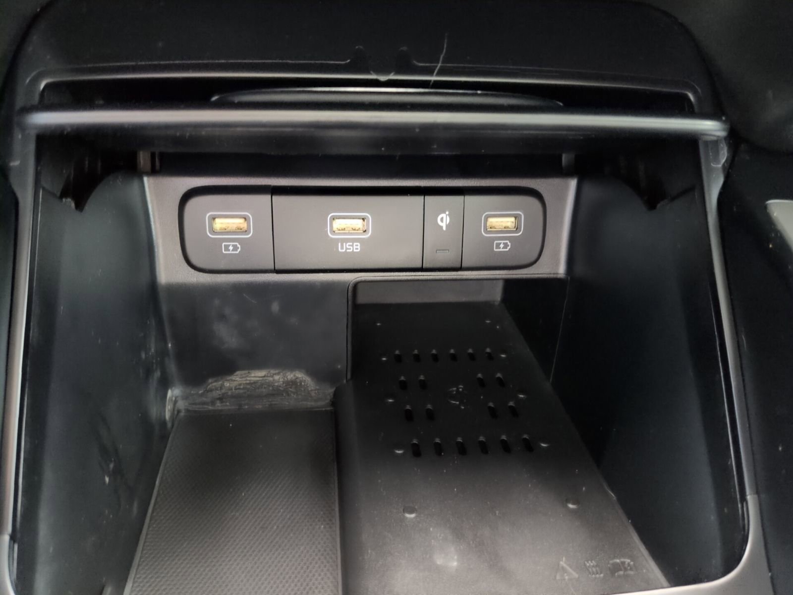 Used 2023 Kia Sorento X-Line EX image 28