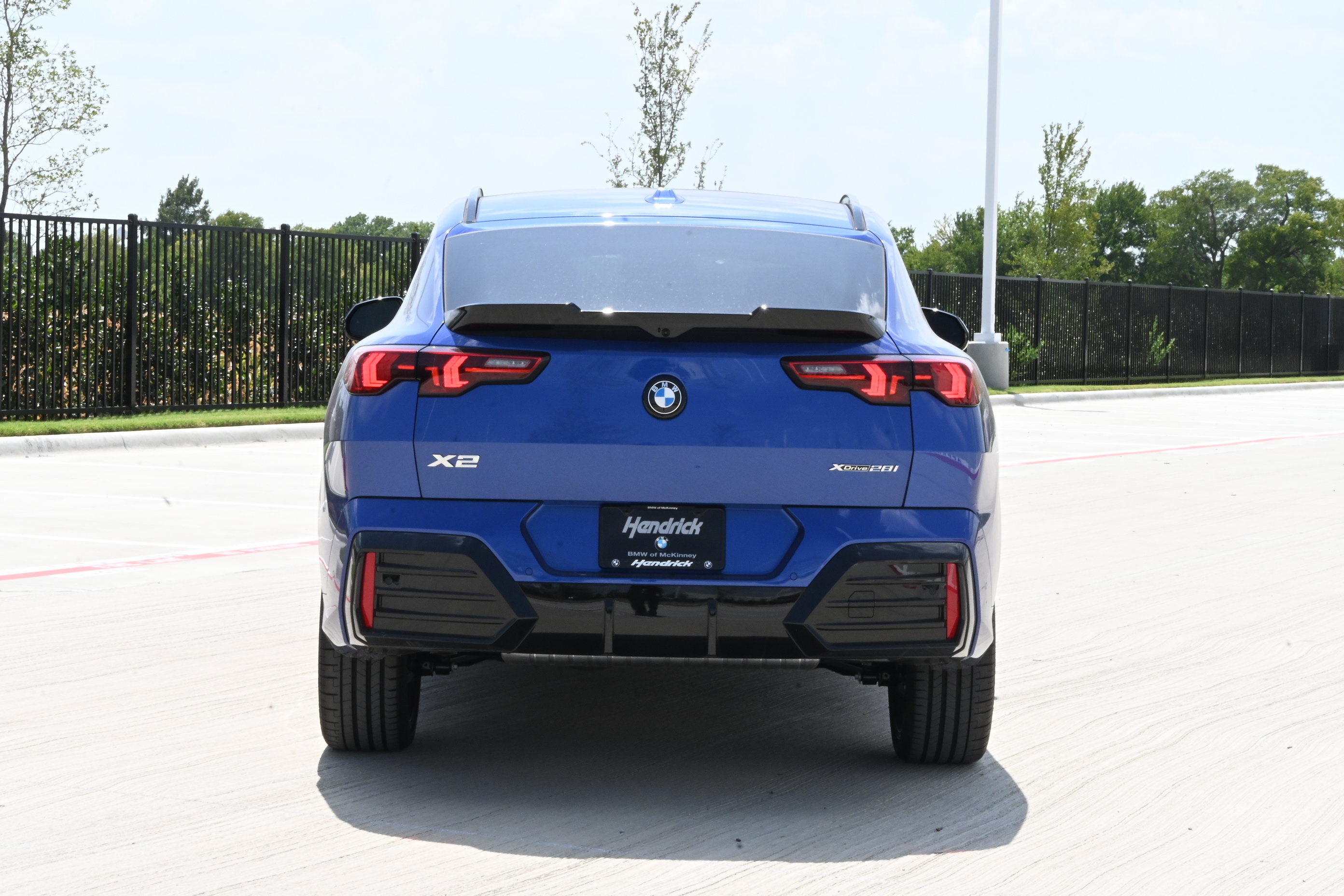 New 2026 BMW X2 xDrive28i w/ Technology Package AWD/4WD image 7