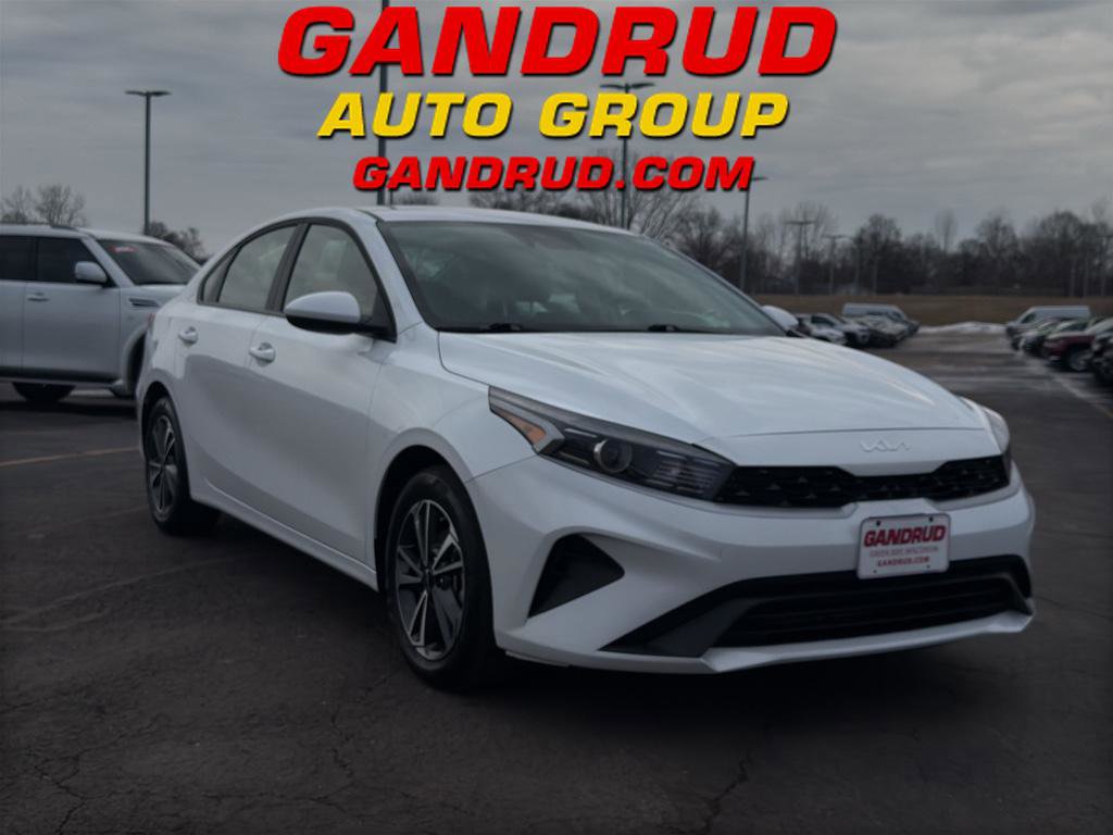 Used 2024 Kia Forte LXS image 1