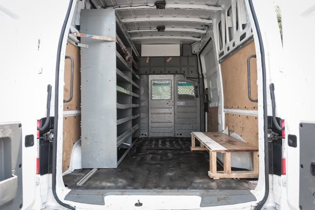 Used 2021 Nissan NV 3500 SV RWD image 17