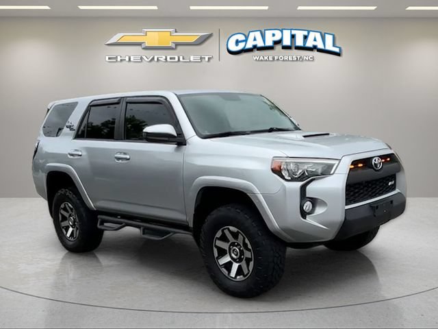 Used 2019 Toyota 4Runner TRD Off-Road AWD/4WD image 7