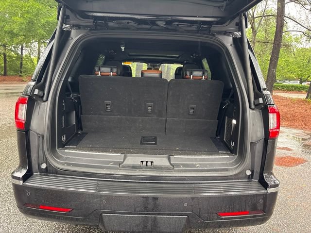 Used 2019 Lincoln Navigator Reserve w/ Cargo Package AWD/4WD image 17