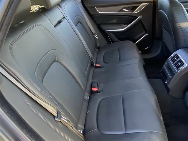 Used 2021 Jaguar F-PACE image 21