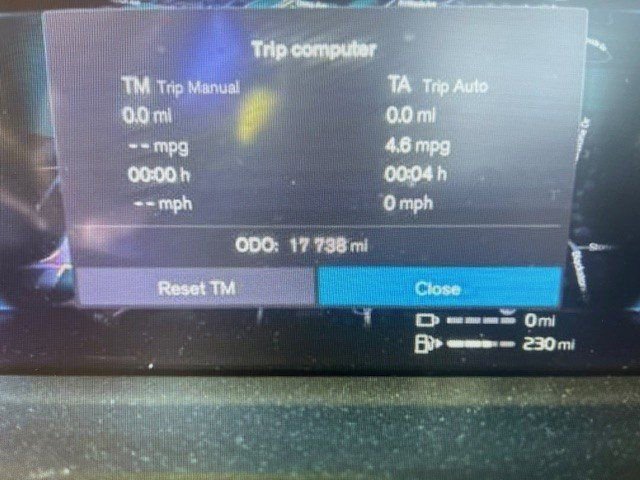 Used 2024 Volvo XC90 T8 Plus w/ Protection Package Premier image 3