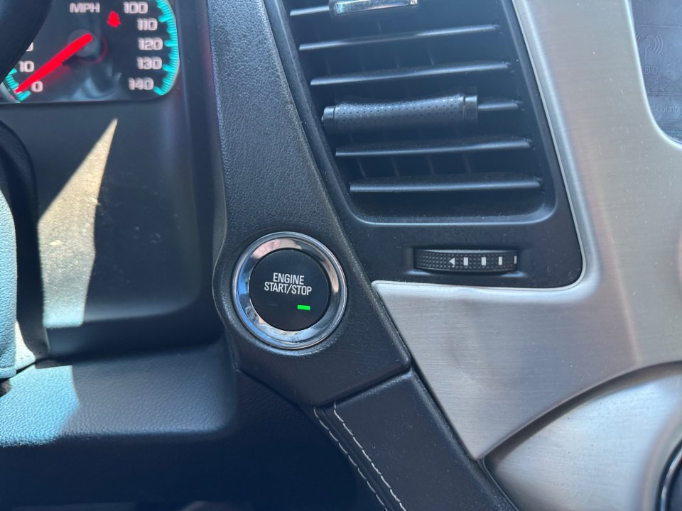 Used 2019 GMC Yukon Denali w/ Open Road Package AWD/4WD image 23