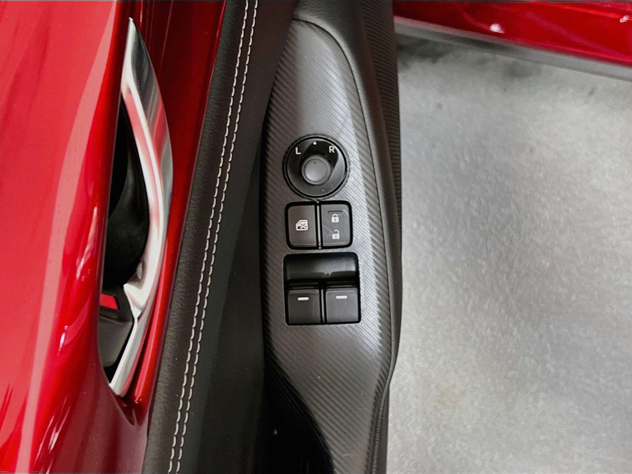 Used 2021 MAZDA MX-5 Miata RF Grand Touring RWD image 18