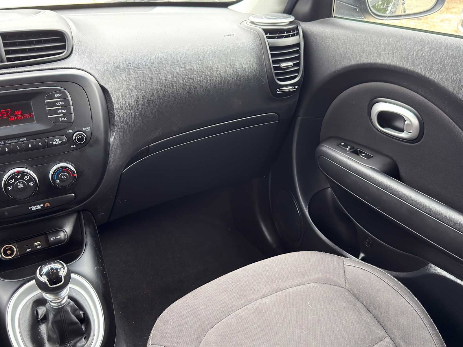 Used 2016 Kia Soul FWD image 21