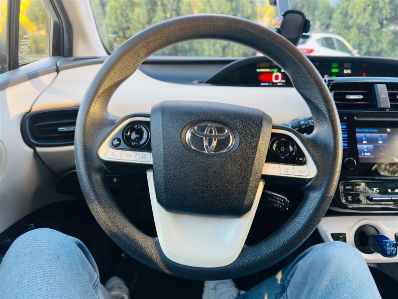 Used 2018 Toyota Prius Two image 34