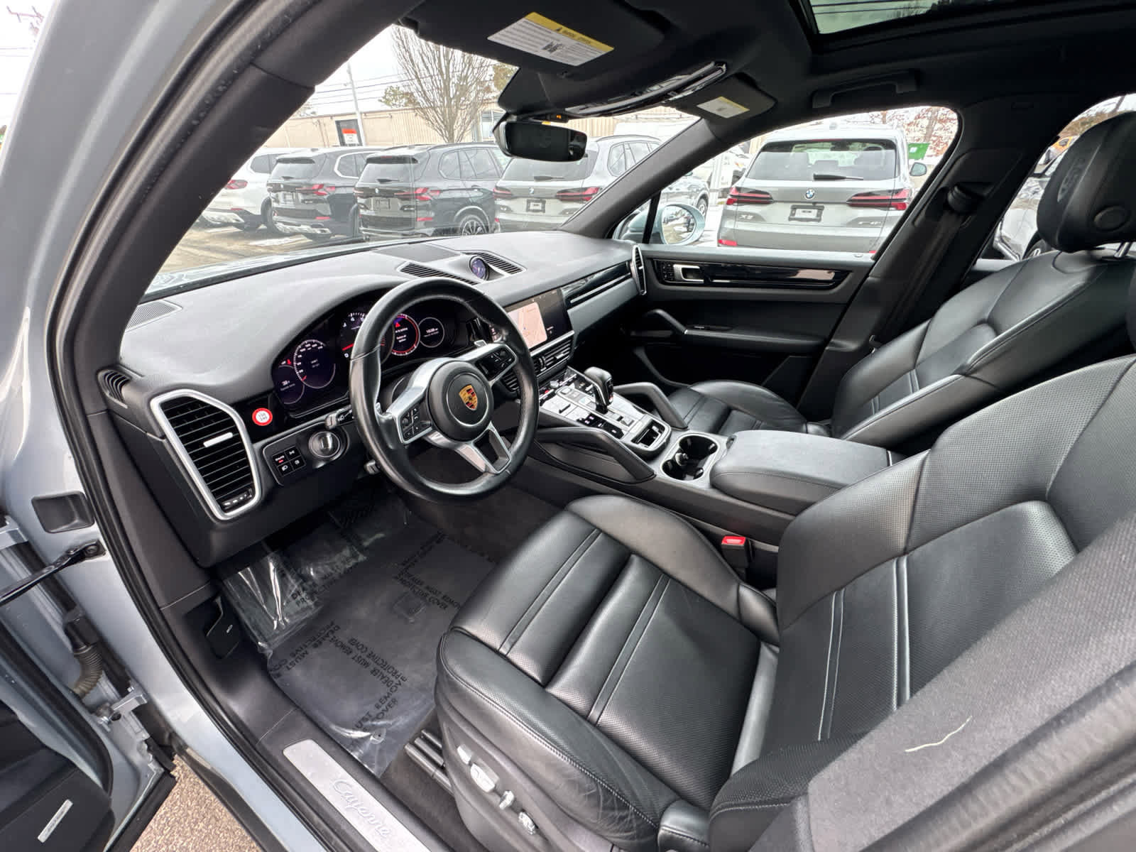 Used 2021 Porsche Cayenne image 10