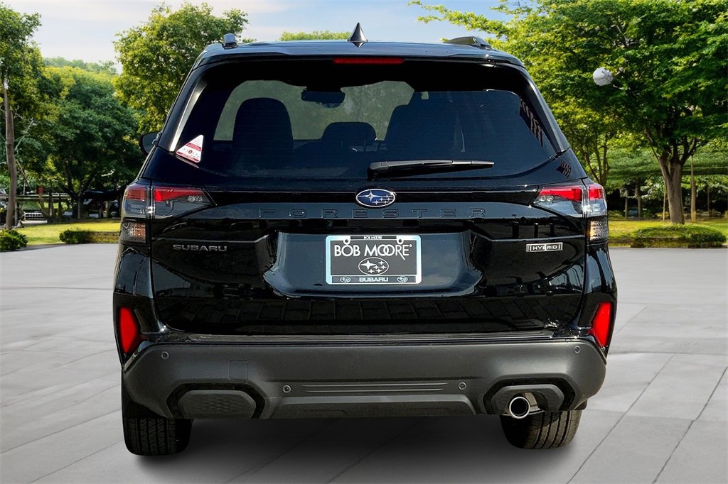 New 2025 Subaru Forester Touring image 4