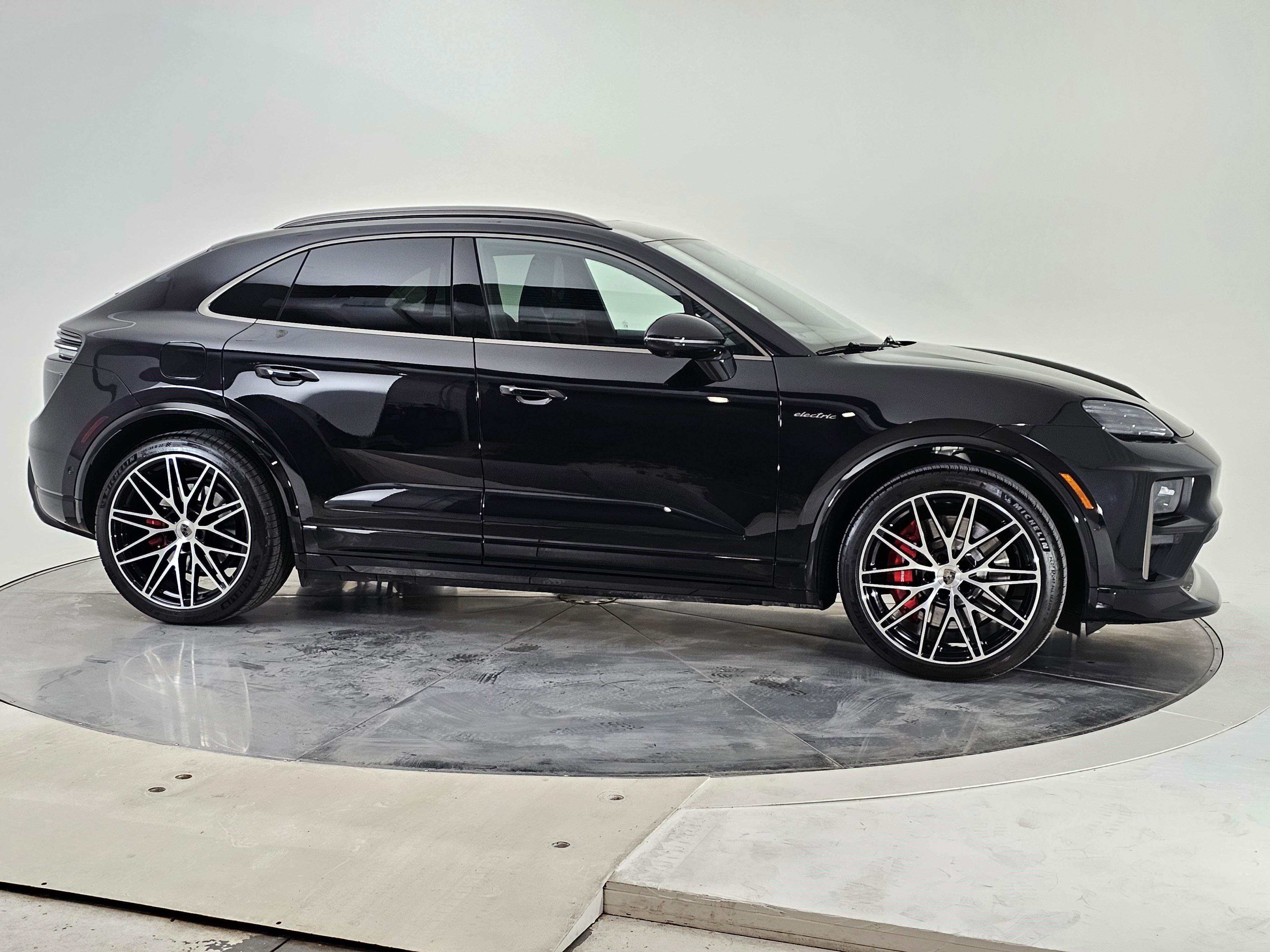 Used 2025 Porsche Macan Turbo Electric image 2