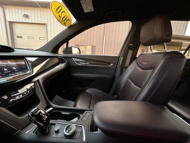 Used 2020 Cadillac XT6 Premium Luxury image 53