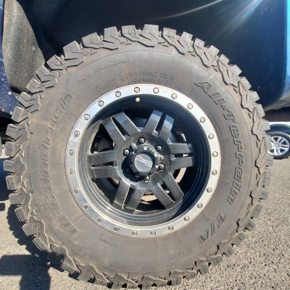 Used 2017 Chevrolet Silverado 1500 LT w/ All Star Edition image 29