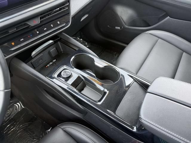 Used 2024 Buick Envision Preferred AWD/4WD image 30