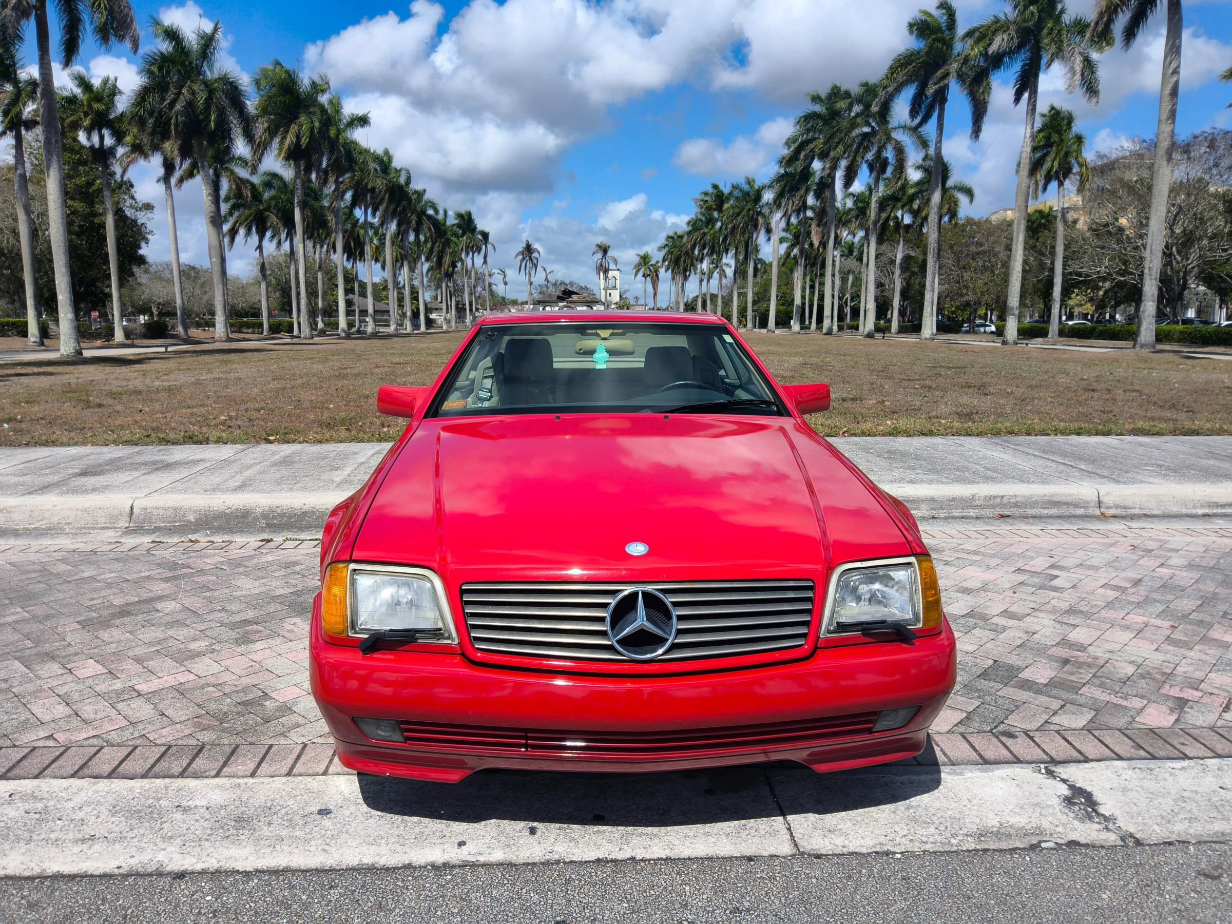 Used 1993 Mercedes-Benz 500 SL image 2