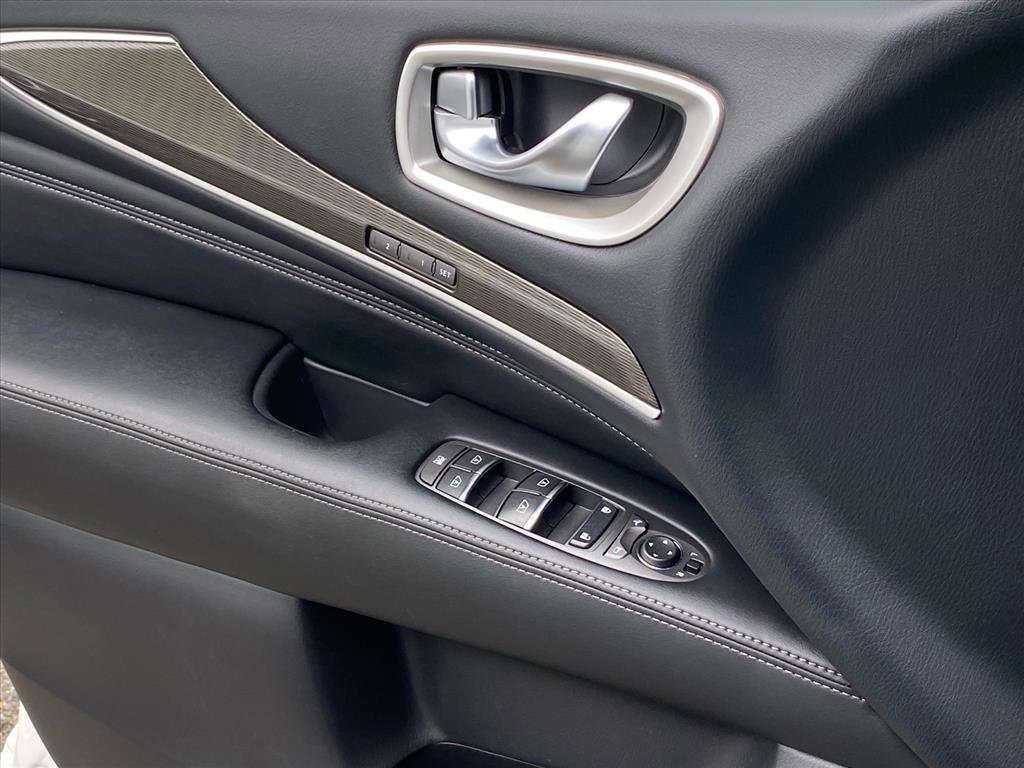 Used 2016 INFINITI QX60 AWD w/ Premium Plus Package image 21