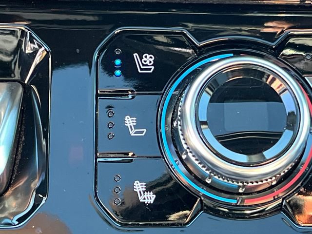 Used 2023 GMC Sierra 1500 AT4 w/ AT4 Premium Package image 30