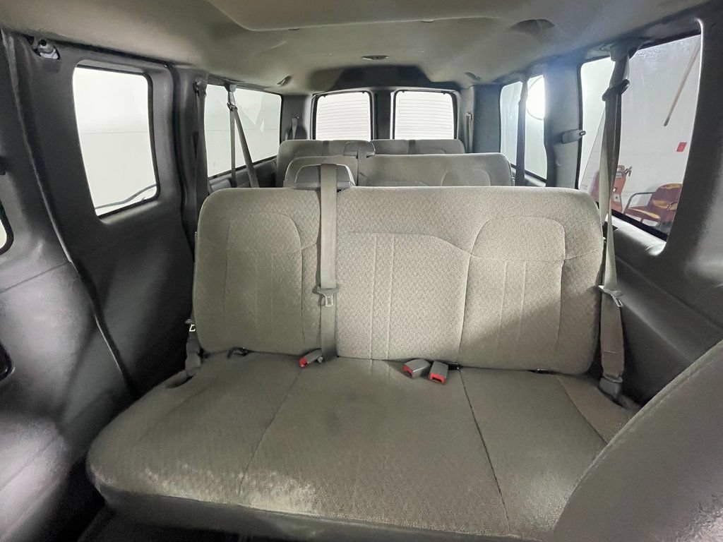 Used 2013 GMC Savana 2500 LT w/ LT Preferred Equipment Group RWD image 25