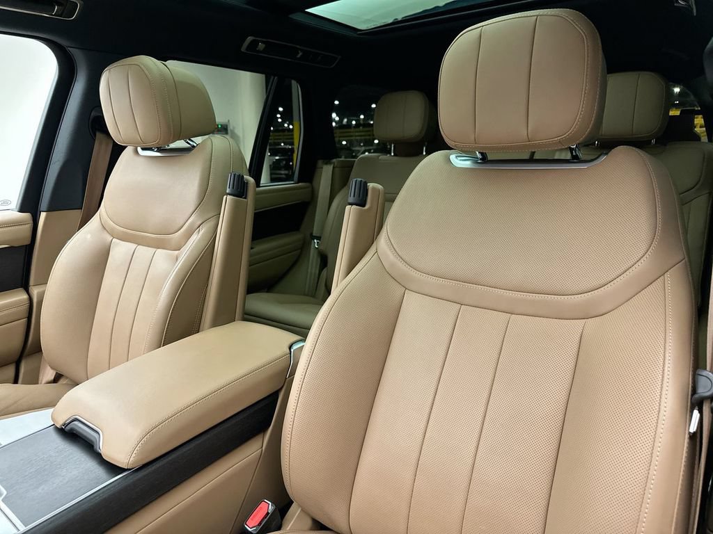 Used 2023 Land Rover Range Rover SE AWD/4WD image 22