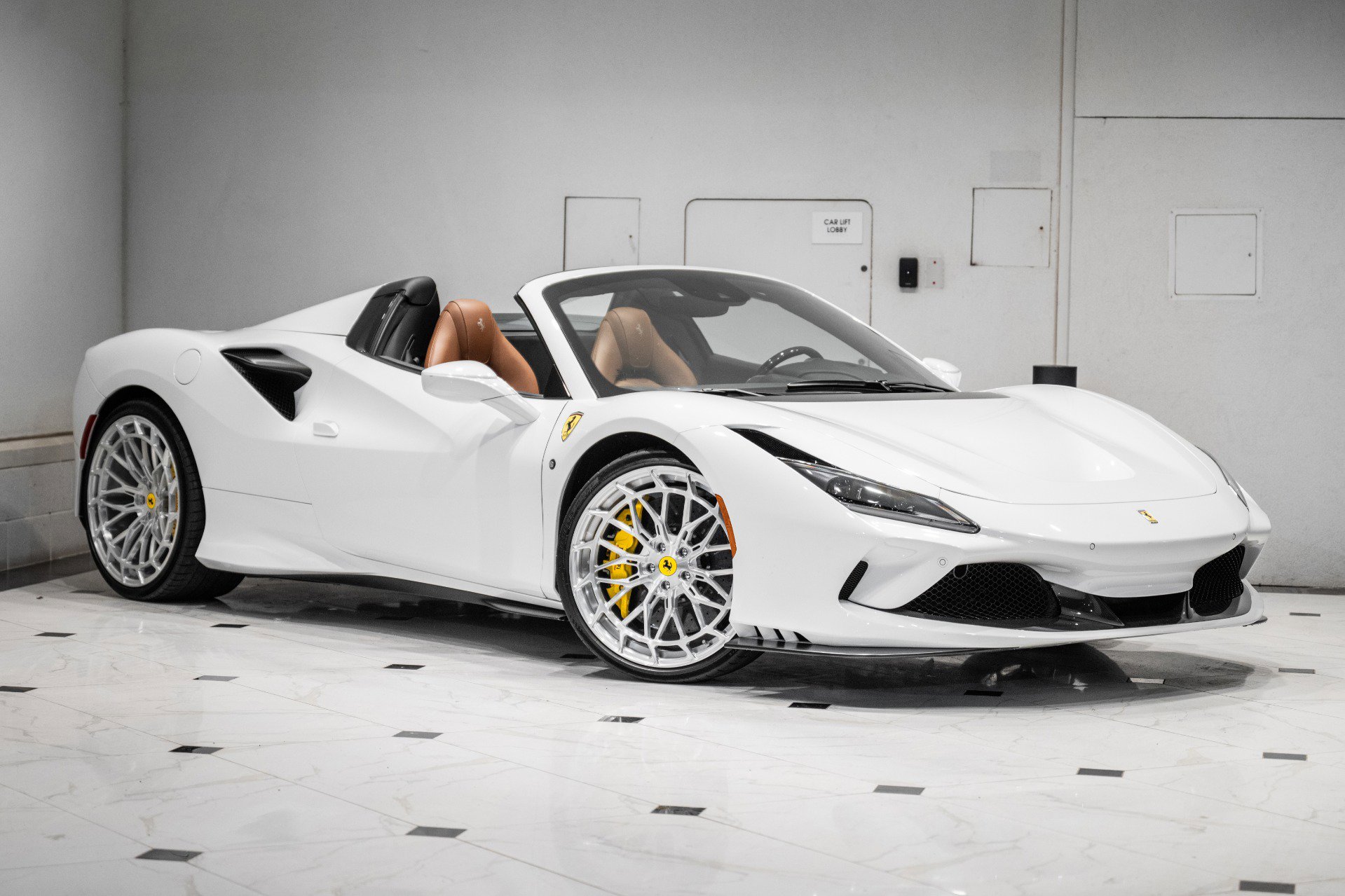 Used 2023 Ferrari F8 Tributo image 1