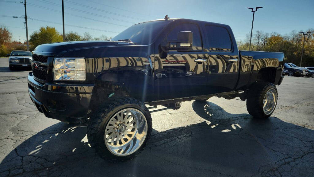 Used 2012 Chevrolet Silverado 2500 LT w/ Texas Edition image 18
