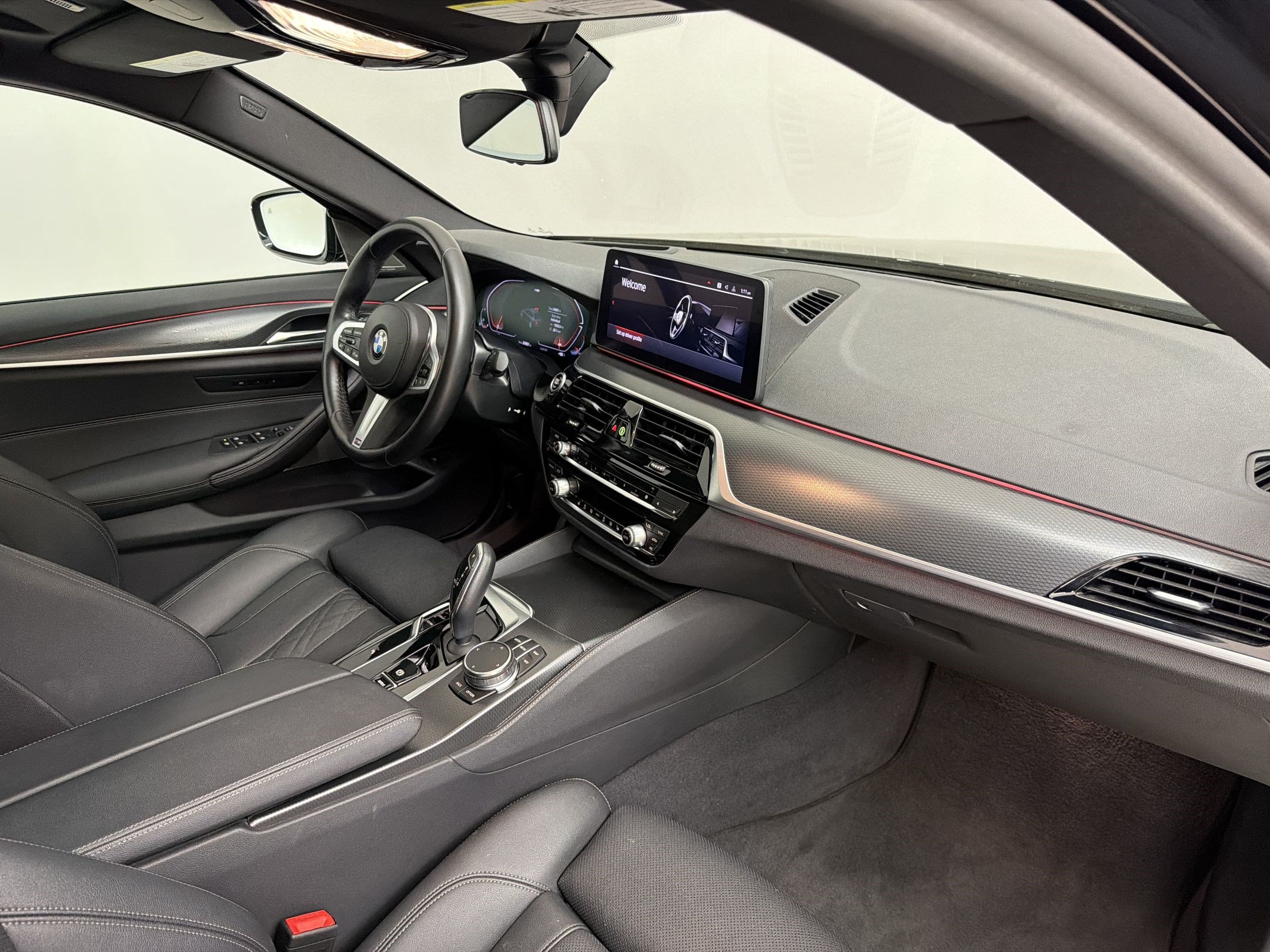Used 2023 BMW 540i w/ M Sport Package RWD image 32