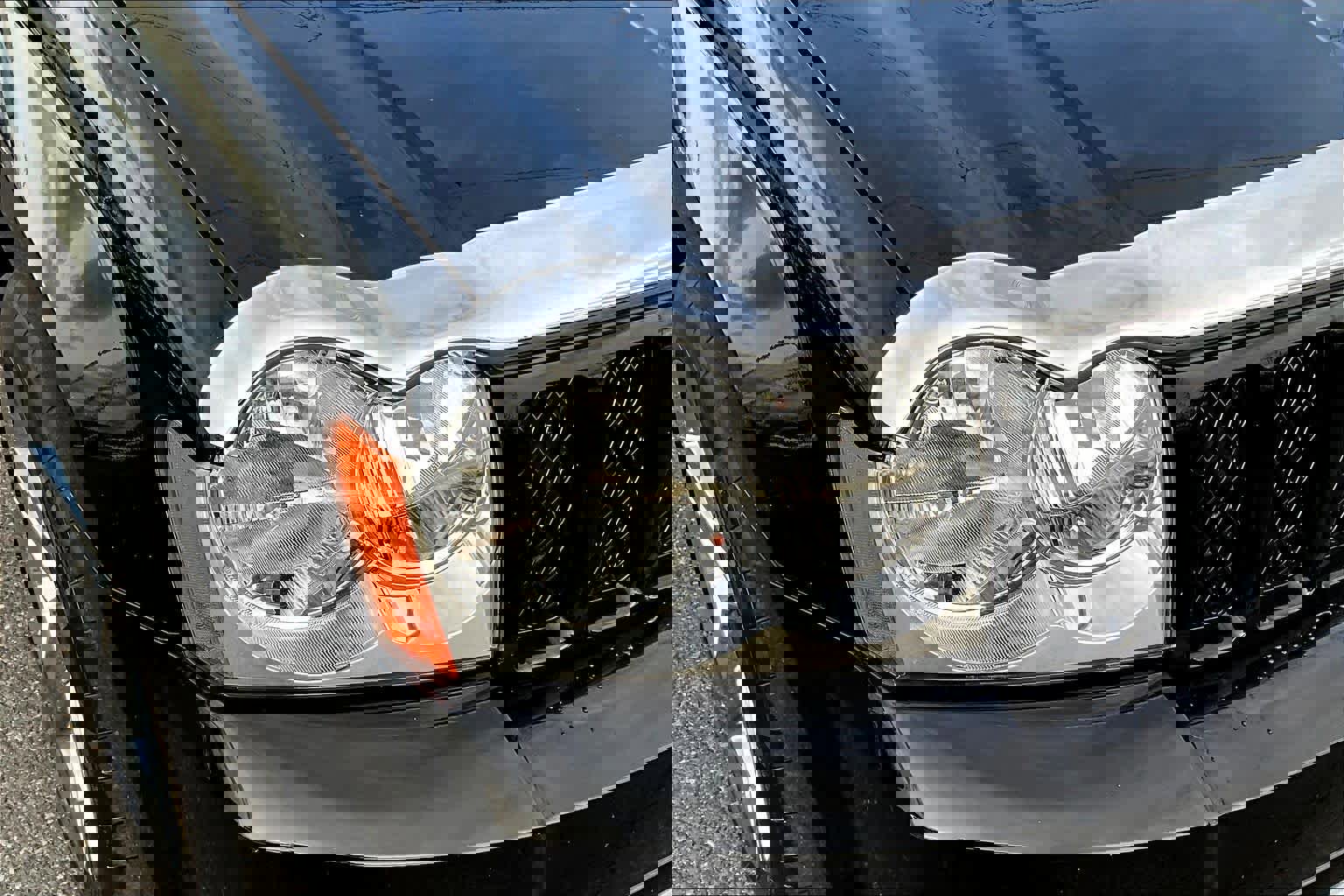 Used 2007 Jeep Grand Cherokee SRT8 w/ SRT Option Group I image 31